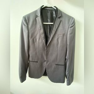 H&M - 34R men’s slim fit grey and black suit jacket